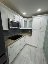 221 NW 75th St in Miami, FL - Building Photo - Building Photo