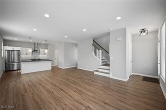 2078 W 44th St in Cleveland, OH - Foto de edificio - Building Photo