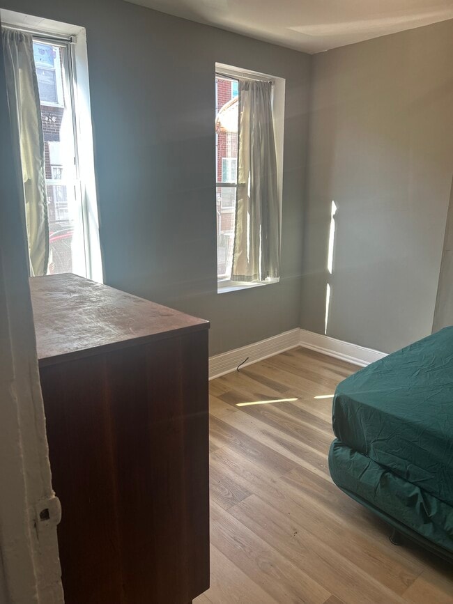 property at 1315 S Hicks St