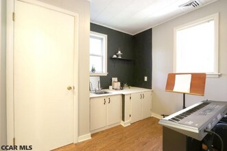 635A-side W Nittany Ave, Unit A-side in State College, PA - Building Photo - Building Photo