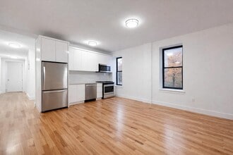605 W 137th St, Unit 44 in New York, NY - Building Photo - Building Photo