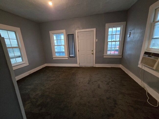 1022 Eaverson St in Jacksonville, FL - Foto de edificio - Building Photo