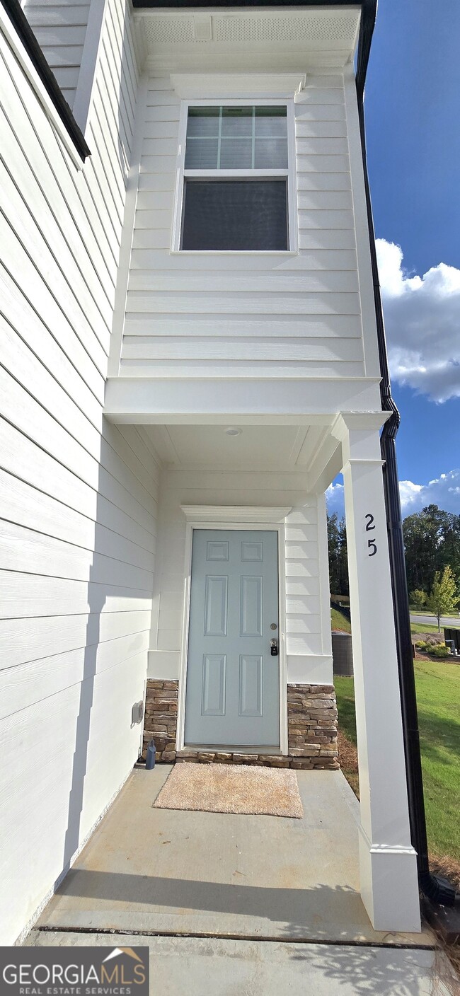 25 Umber Ln in Newnan, GA - Building Photo - Building Photo