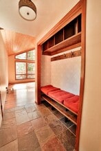 330 Wilderness Dr in Breckenridge, CO - Building Photo - Building Photo