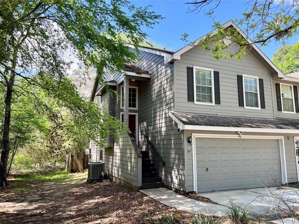 327 Sentry Maple Pl in Spring, TX - Building Photo