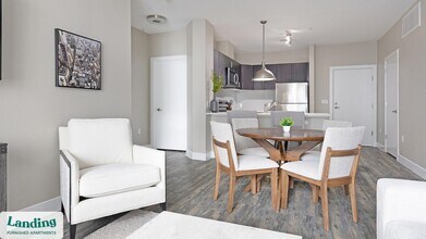 1000 S Broadway, Unit 260 in Denver, CO - Building Photo - Building Photo