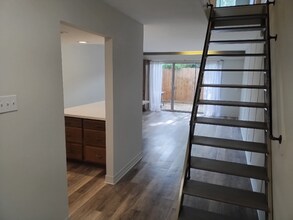 8802 Ilona Ln in Houston, TX - Building Photo - Building Photo