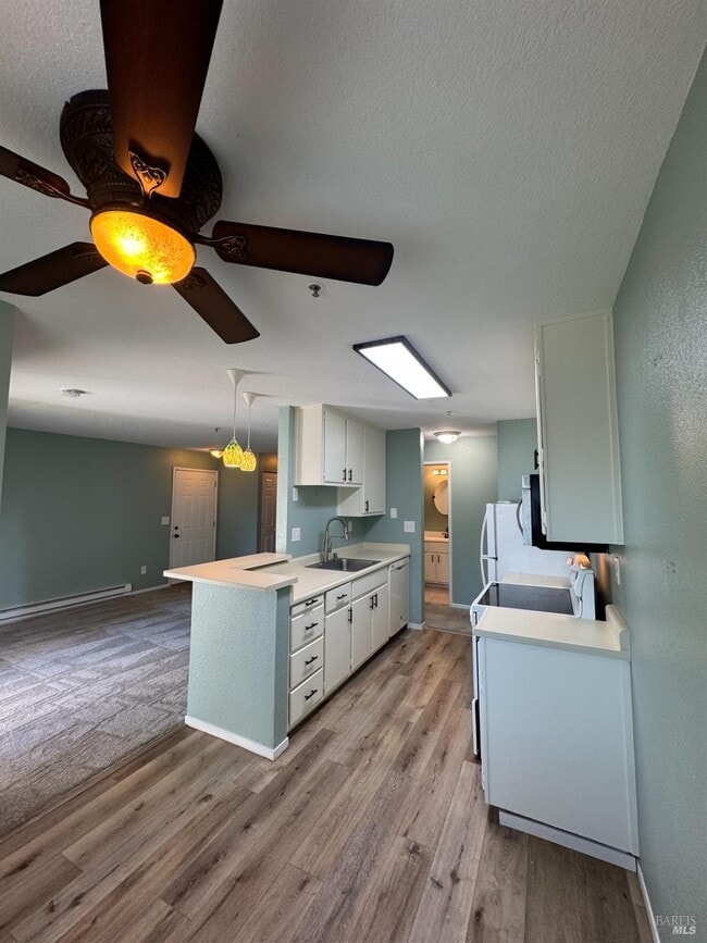 property at 511 Lighthouse Dr