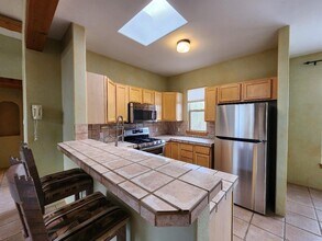 2 Isidro Rd in Santa Fe, NM - Building Photo - Building Photo