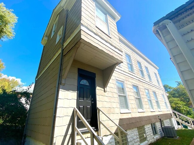 4319 Hays Ave in Cincinnati, OH - Foto de edificio - Building Photo