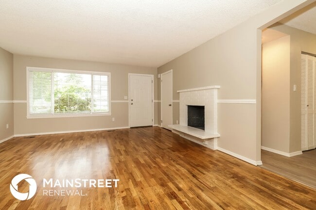 4202 79th Ave W in University Place, WA - Foto de edificio - Building Photo