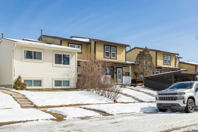 1410 Ranchlands Way NW