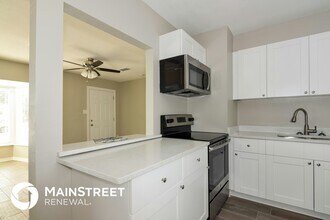 5224 Puritan Ave in Tampa, FL - Building Photo - Building Photo