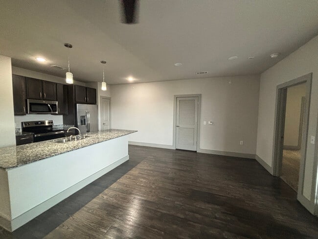 20400 Marketplace Ave