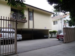 Radford Apartments in North Hollywood, CA - Building Photo - Building Photo