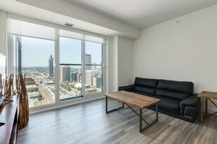 620-610 10 Ave SW in Calgary, AB - Building Photo