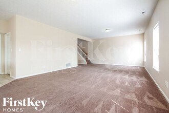 5404 Powder River Ct in Indianapolis, IN - Foto de edificio - Building Photo