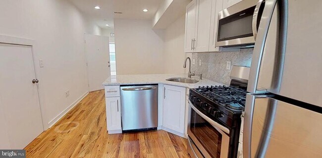 property at 1642 N Marshall St