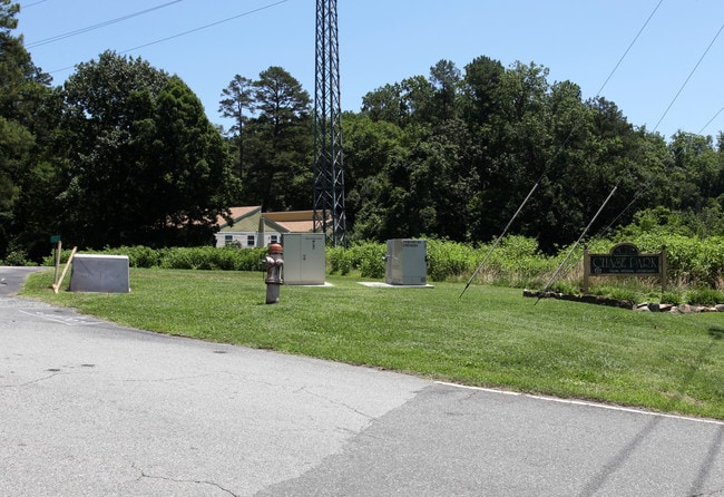 Chase Park in Chapel Hill, NC - Foto de edificio - Building Photo
