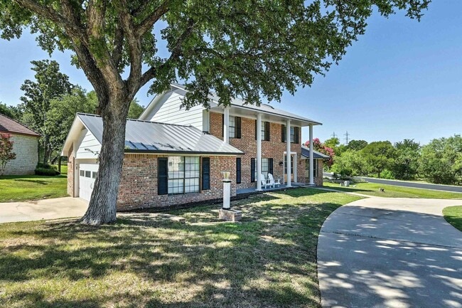 property at 608 Sombrero