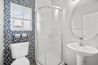 1550 Cinnabar Dr in Rochester Hills, MI - Building Photo - Building Photo