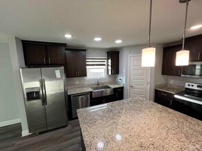 5370 Harmony Ln in Gulf Breeze, FL - Building Photo - Building Photo