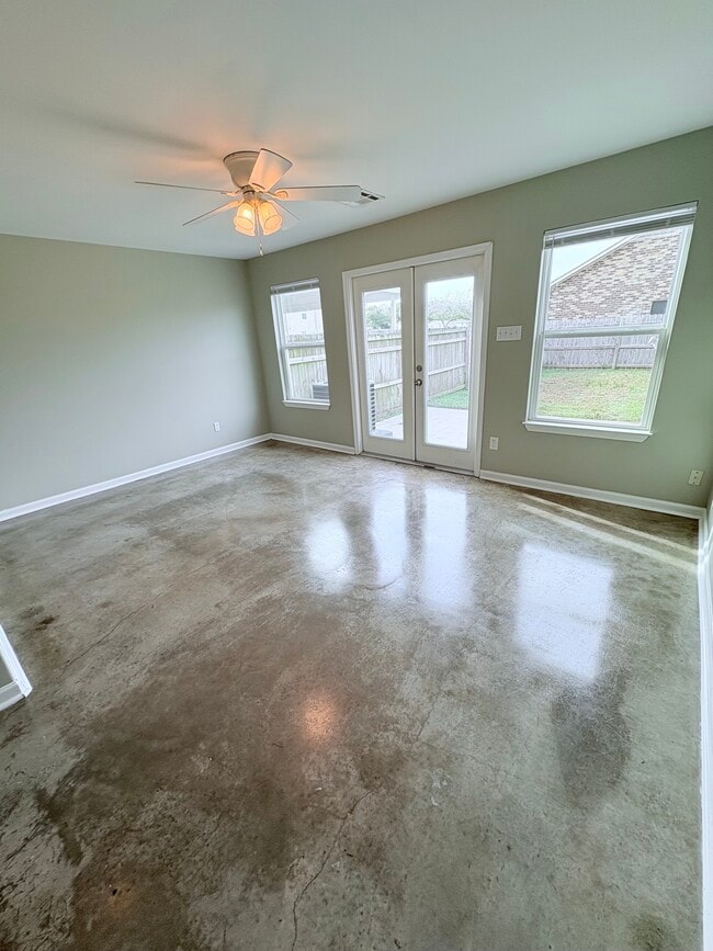 1534 S Patout St, Unit B in New Iberia, LA - Building Photo - Building Photo