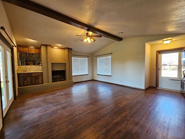 1400 Peach Tree Ln in Norman, OK - Building Photo - Building Photo