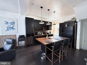 1504 W Cumberland St in Philadelphia, PA - Building Photo - Building Photo