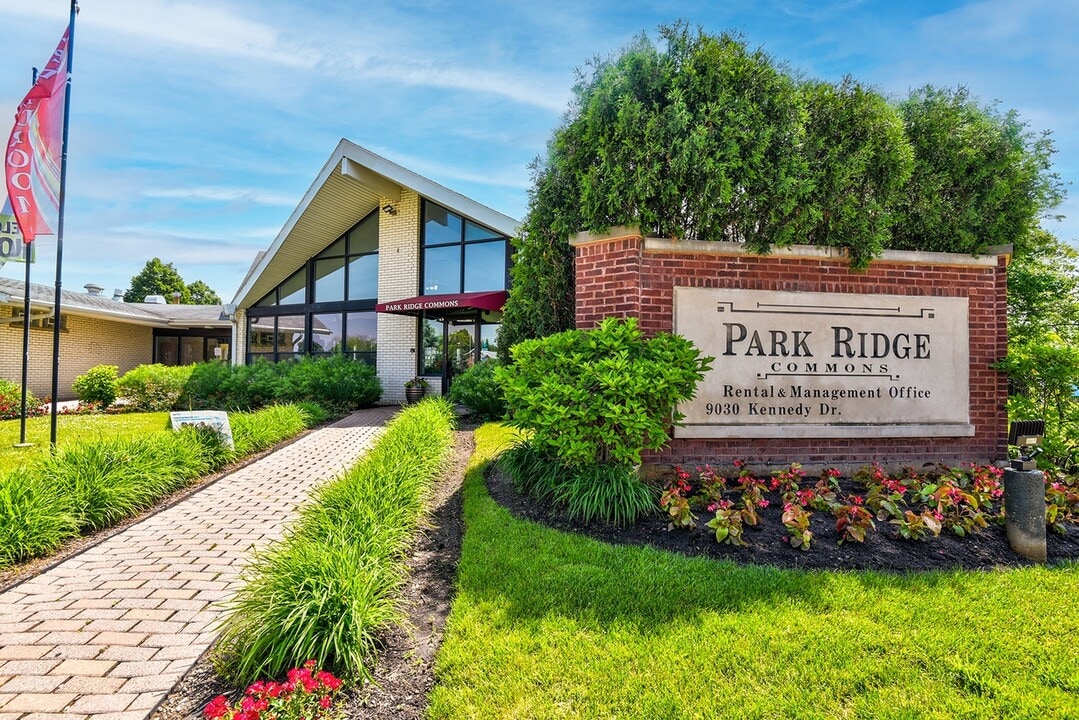 Park Ridge Commons in Des Plaines, IL - Foto de edificio