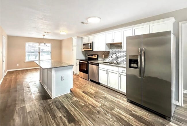 property at 1810 Clarawood Dr