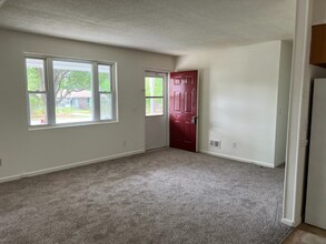 4932 McDonald Ave in West Columbia, SC - Building Photo - Building Photo