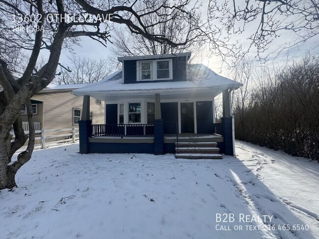 13602 Othello Ave in Cleveland, OH - Foto de edificio - Building Photo