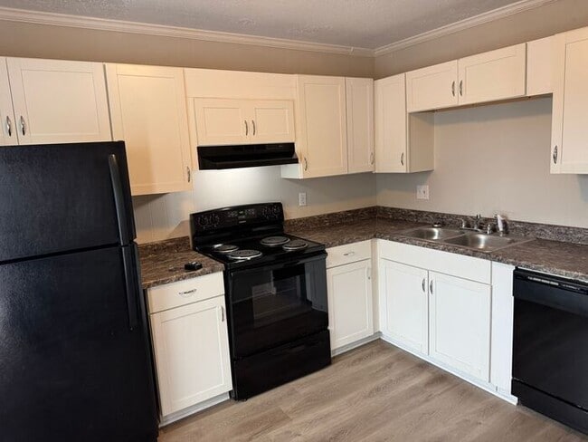 276 Hillandale St NE in Concord, NC - Building Photo - Building Photo