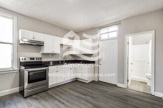 6104 Chestnut St in Cincinnati, OH - Building Photo - Building Photo