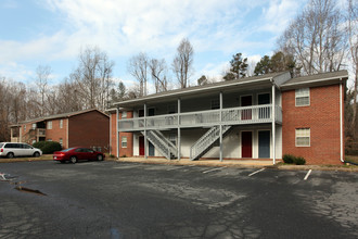 118 Reece Ct in Randleman, NC - Foto de edificio - Building Photo