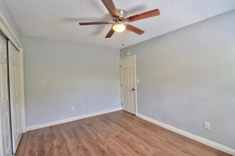 801 S Merrill St in Corona, CA - Building Photo - Building Photo