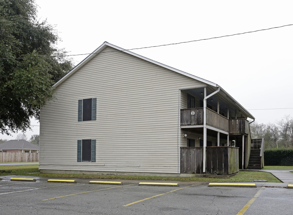 Potpourri Apartments in Lafayette, LA - Building Photo