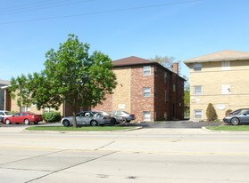 1694 N 1st Ave in Melrose Park, IL - Building Photo