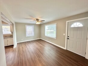 11408 IL-120 in Woodstock, IL - Building Photo - Building Photo