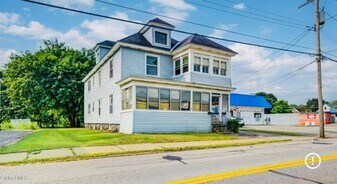 205 W Fulton St in Gloversville, NY - Building Photo