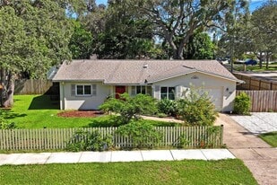 1282 Palm St in Clearwater, FL - Building Photo