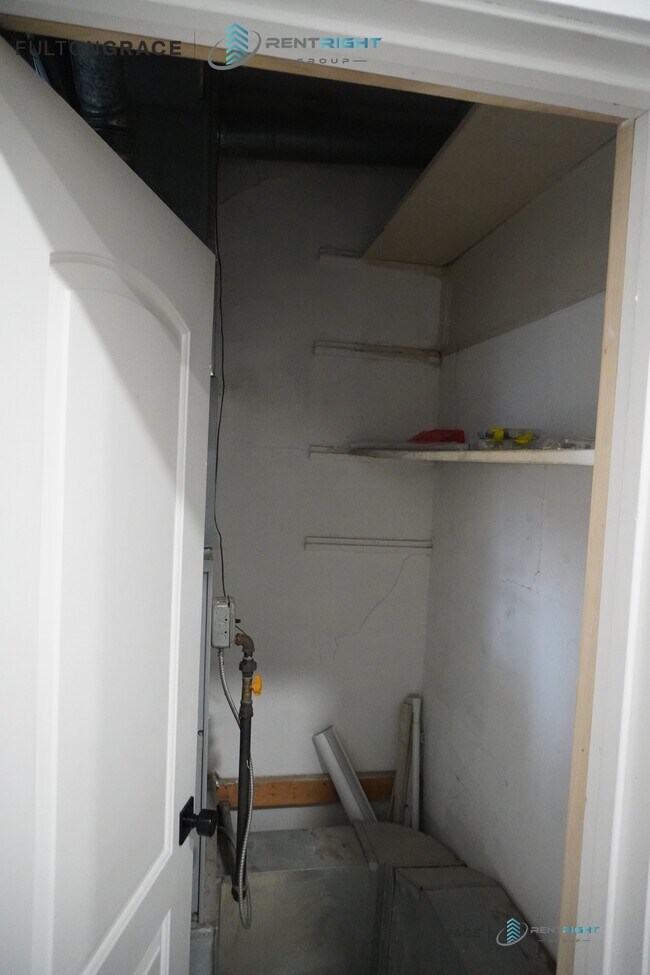 3415 N Seminary Ave, Unit 2F in Chicago, IL - Foto de edificio - Building Photo