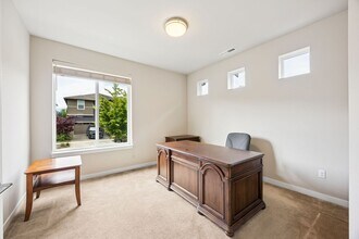 340 Zemp Way NE in North Bend, WA - Building Photo - Building Photo