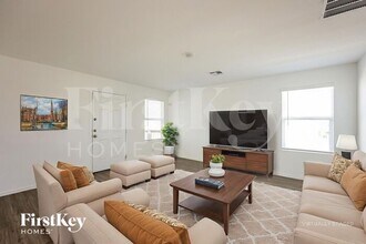 2403 Lake Hls in New Braunfels, TX - Building Photo - Building Photo