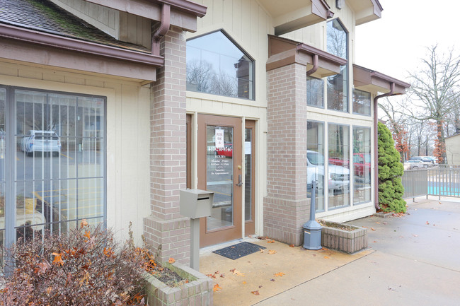 Breckenridge Apartments in West Plains, MO - Building Photo - Building Photo