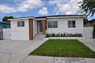 261 NW 46th Ave in Miami, FL - Building Photo