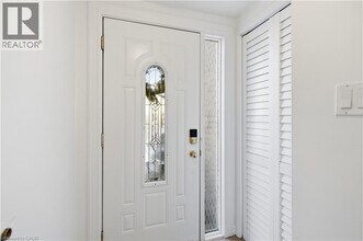 11 Harrisford St in Hamilton, ON - Building Photo - Building Photo