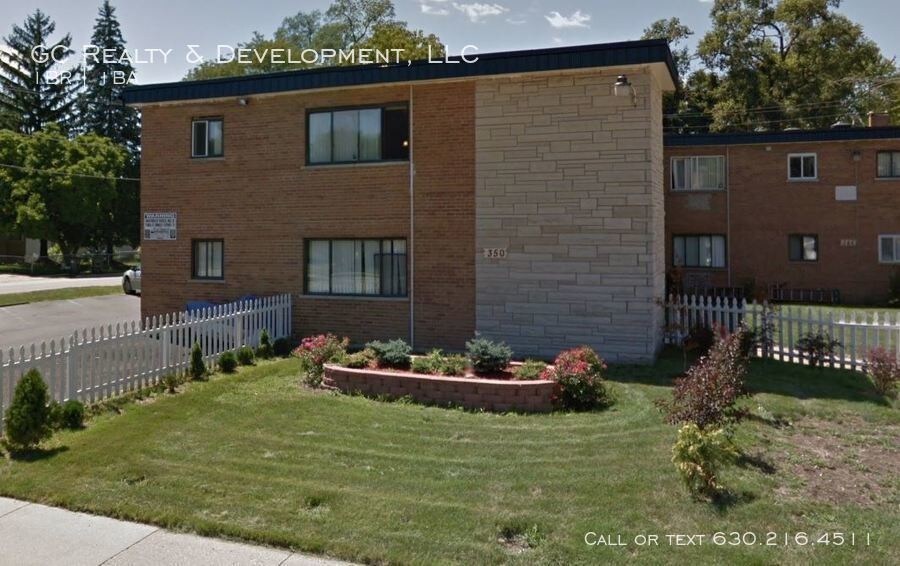 350 Wilson Ave-Unit -350 D in West Chicago, IL - Building Photo
