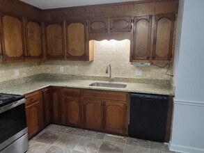 3000 Jamestown Dr in Gastonia, NC - Building Photo - Building Photo